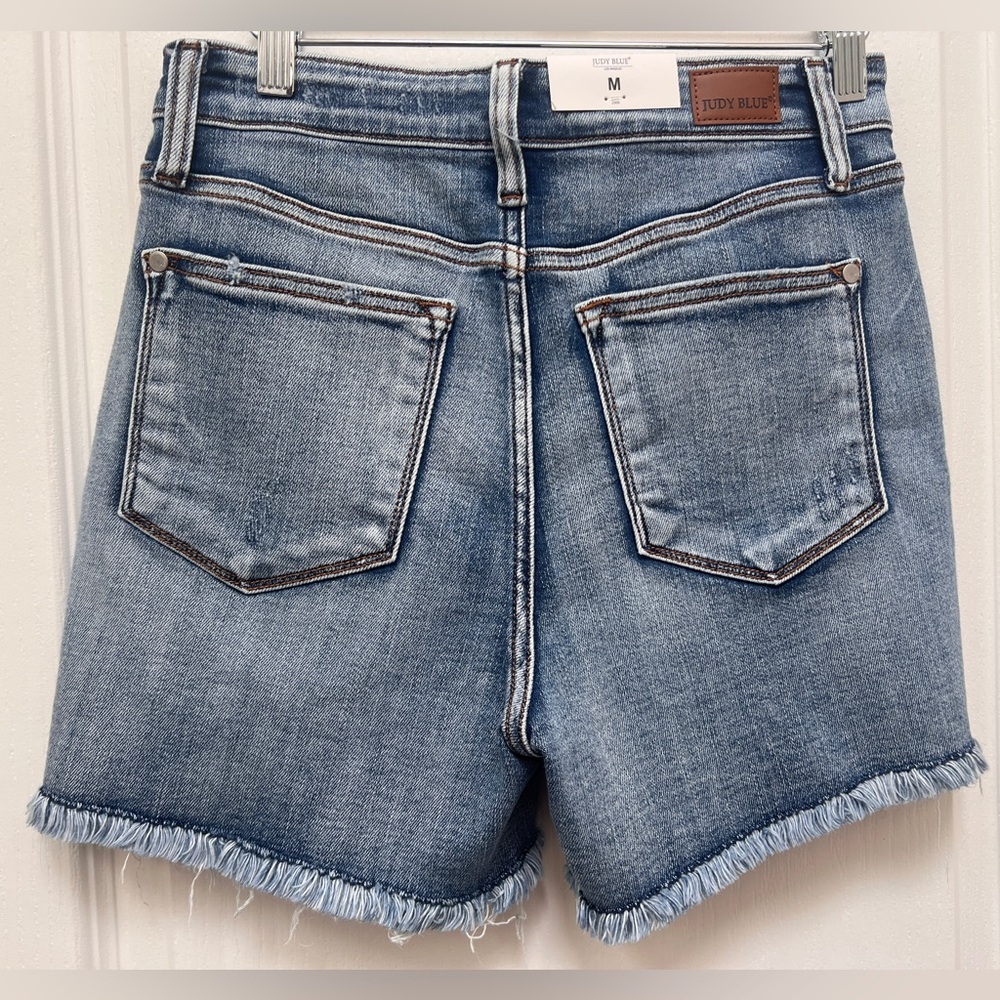 Judy Blue High Waisted Shorts- "Rigid Magic Destroy Cut Off" Woman’s Medium NWT - Picture 10 of 16